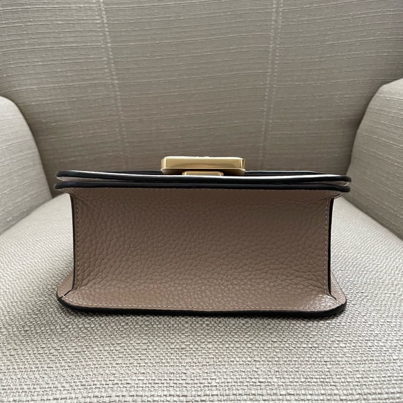 Coach Alie Shoulder Bag 18 In Colorblock brass/taupe multi new - Picture 5 of 12